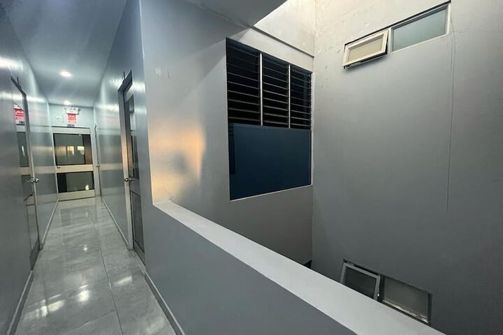 Ballroom/Hall 19 of 25