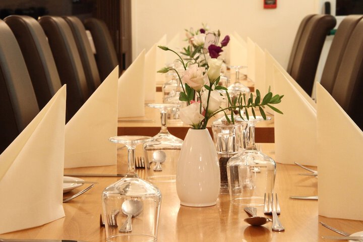 Dining 59 of 84