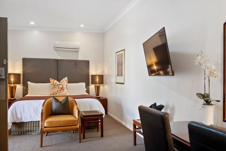 Room 14 of 20