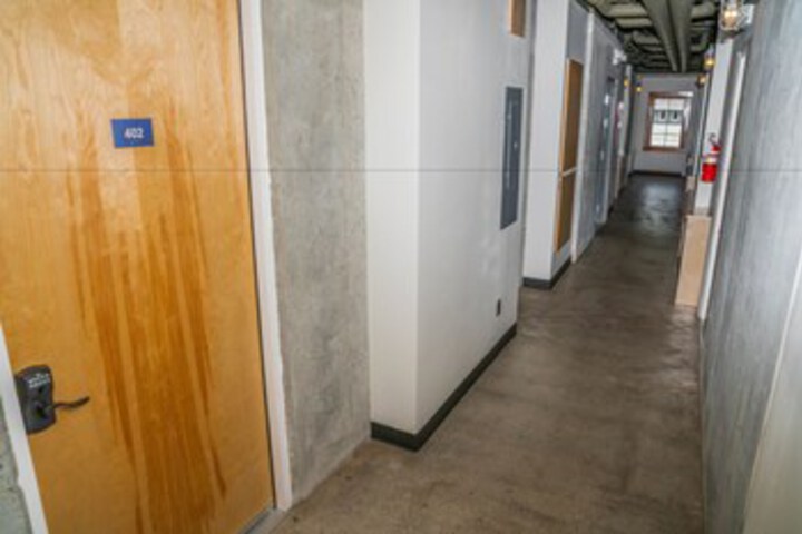 Ballroom/Hall 10 of 16