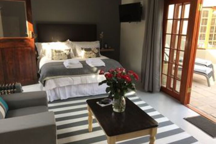 Room 7 of 14