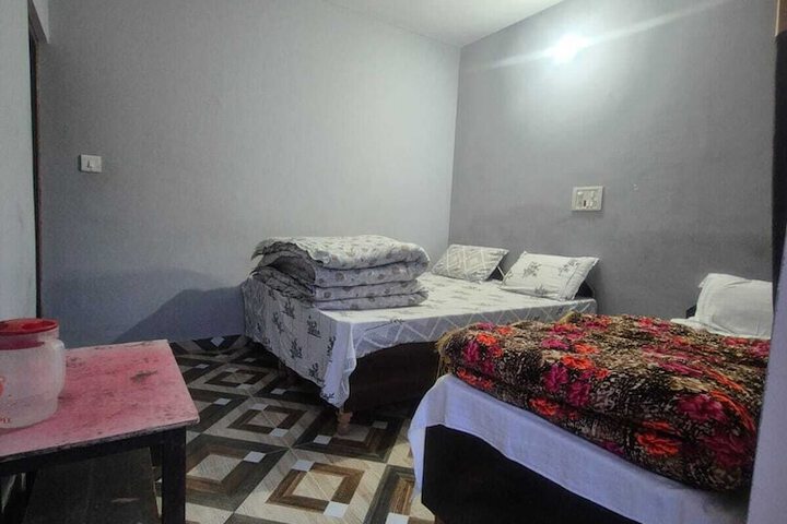 Room 2 of 13