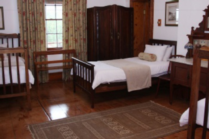 Room 202 of 276