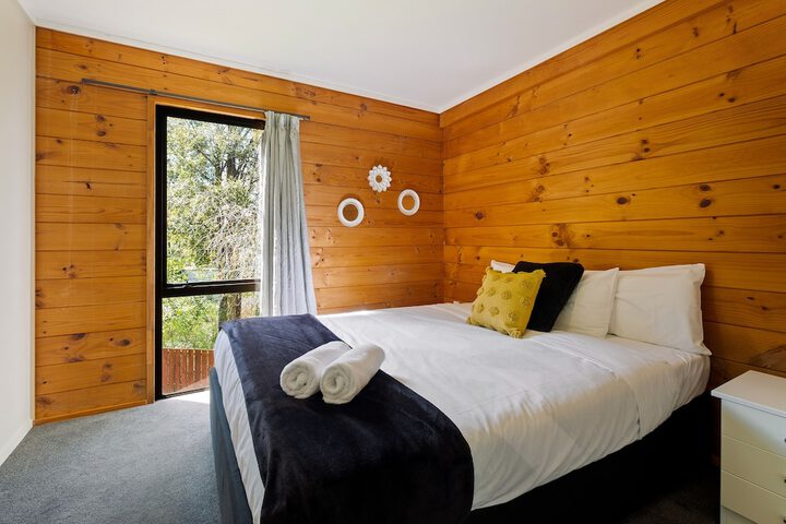 Room 2 of 22