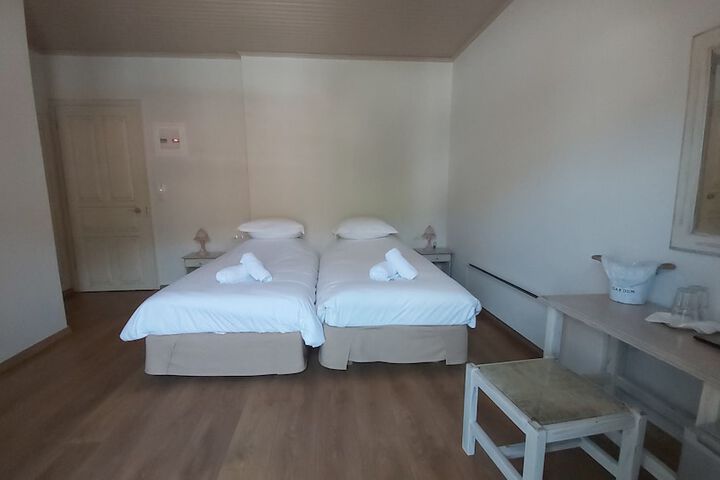 Room 57 of 446