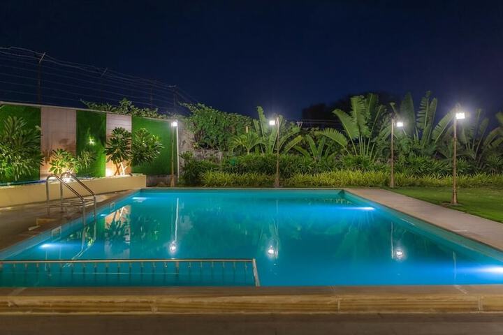 Pool 16 of 31
