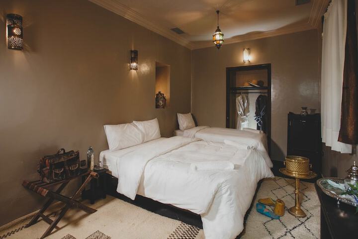 Room 5 of 21