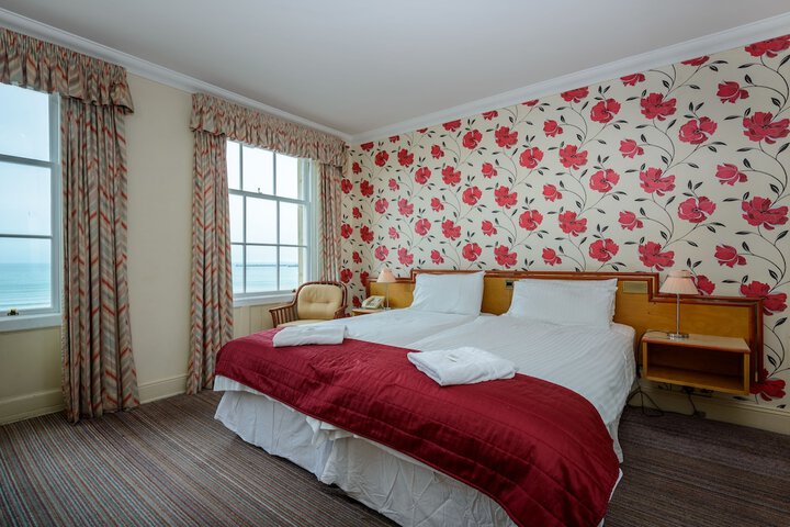 Room 4 of 49