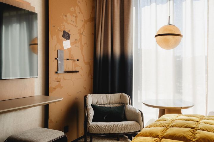 Room 16 of 89