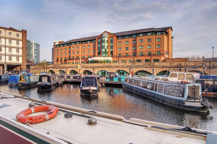 Sandman Signature Sheffield Quays Hotel Image 1