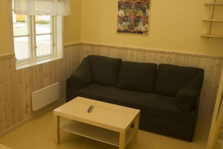 Room 3 of 27