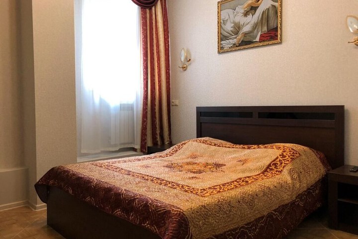 Room 22 of 65