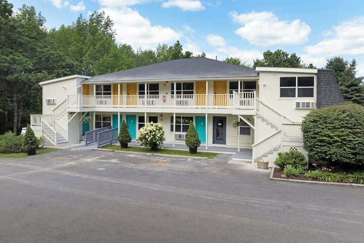 Harkness Brook Inn
