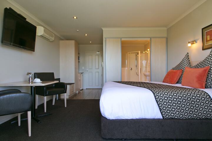 Room 14 of 41