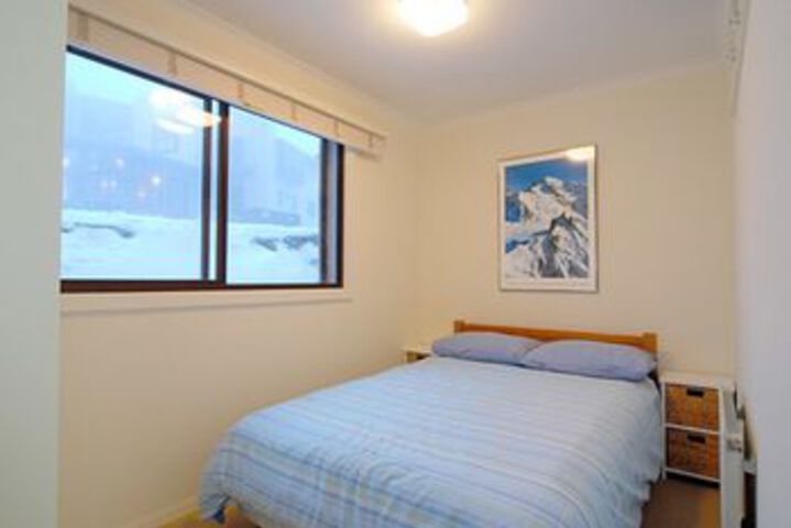 Room 8 of 13