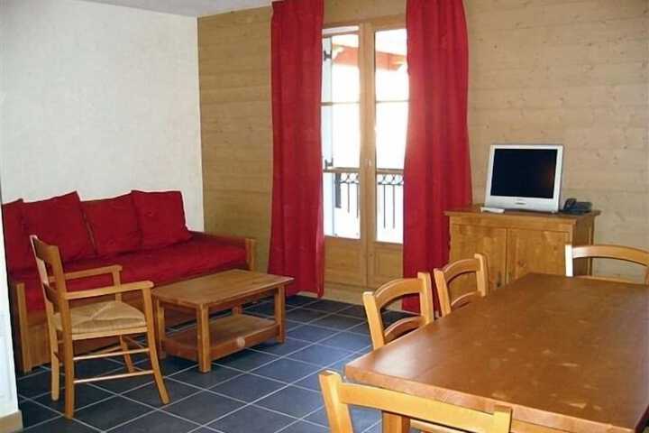 Room 9 of 43