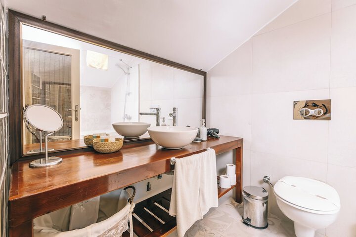 Clean Restrooms