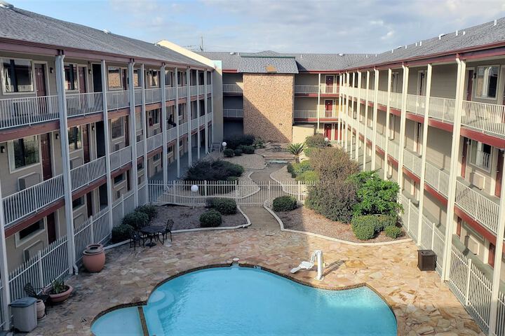 Hotel 22 of 22