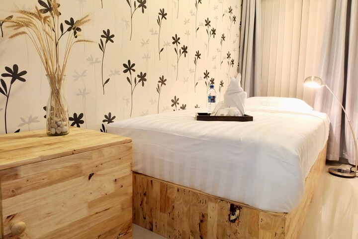 Room 16 of 52