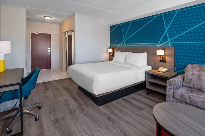 Room 42 of 73