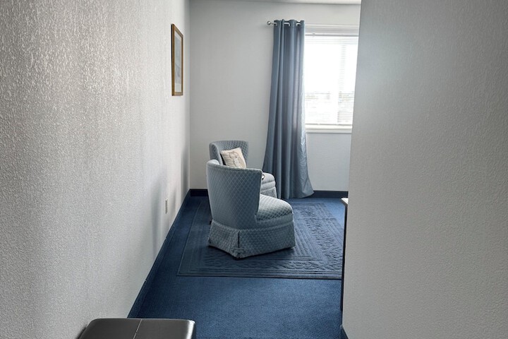 Room 12 of 26