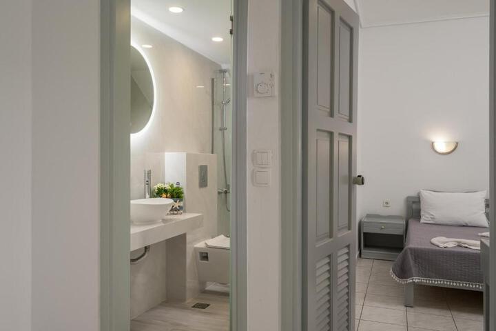 Bathroom Interior Photo