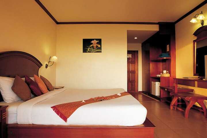 Room 9 of 50