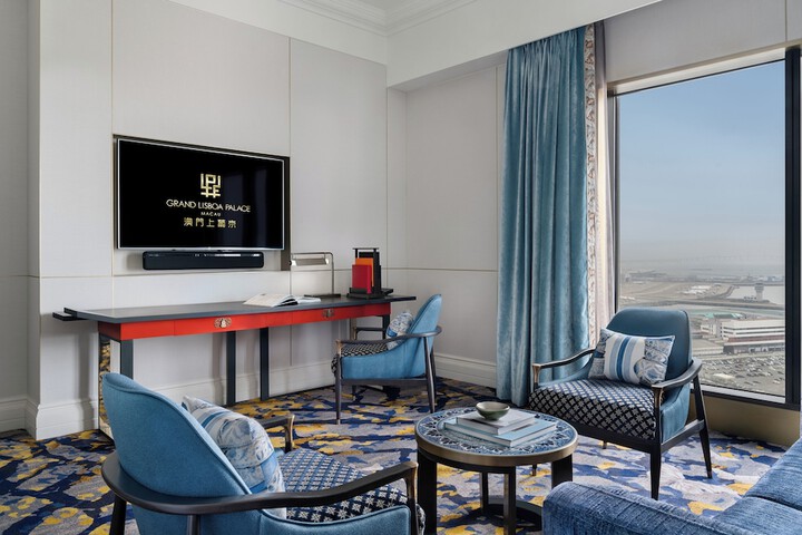 Room 10 of 49