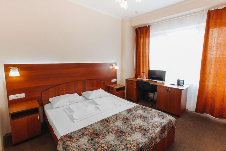 Room 17 of 44