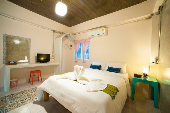 Room 21 of 52
