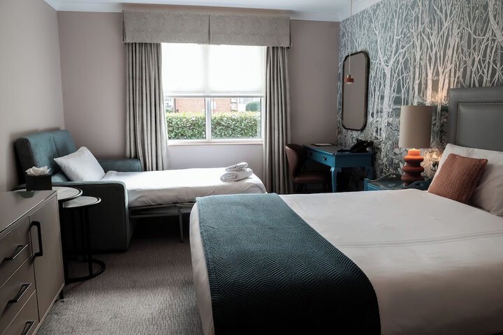 Room 48 of 89