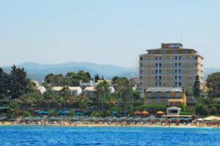 Antik Garden and Hotel Antik