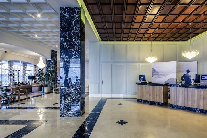 Lobby Entry