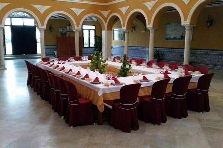 Dining 5 of 7