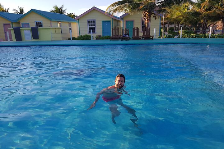 Pool 34 of 82