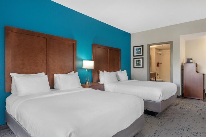 Room 20 of 40