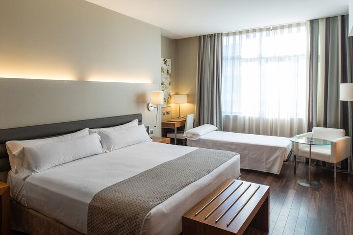 Room 42 of 116