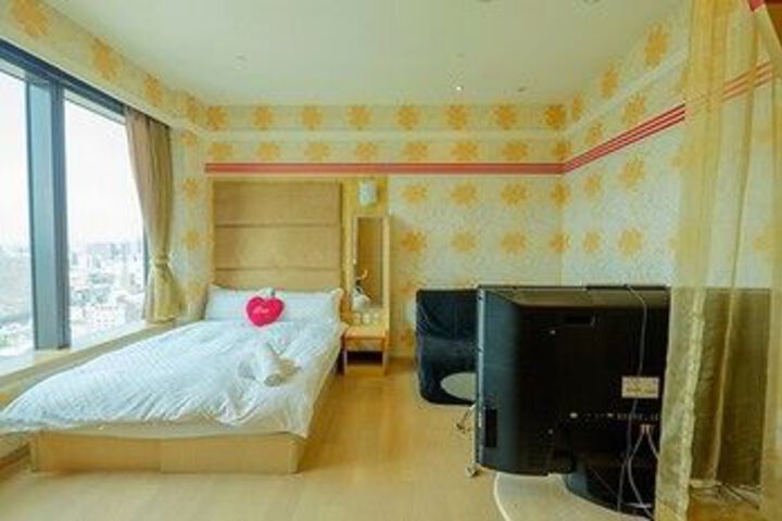 Room 18 of 39