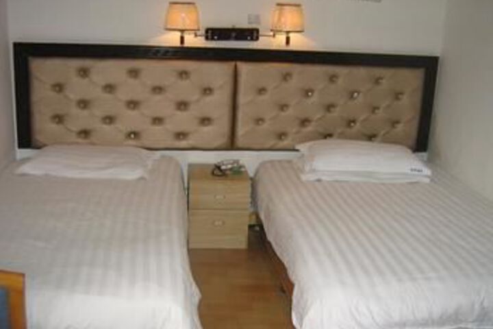Room 17 of 59