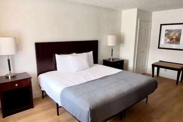 Room 2 of 9
