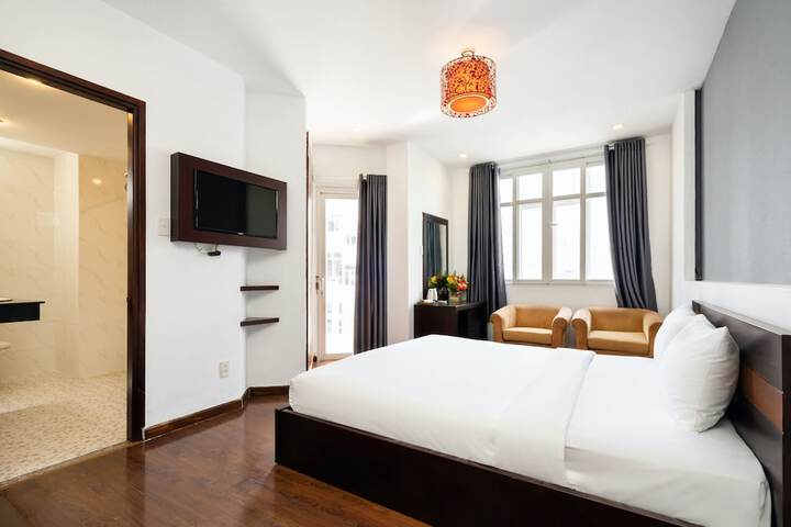 Room 15 of 49