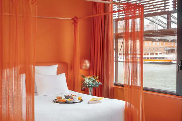 Room 20 of 53