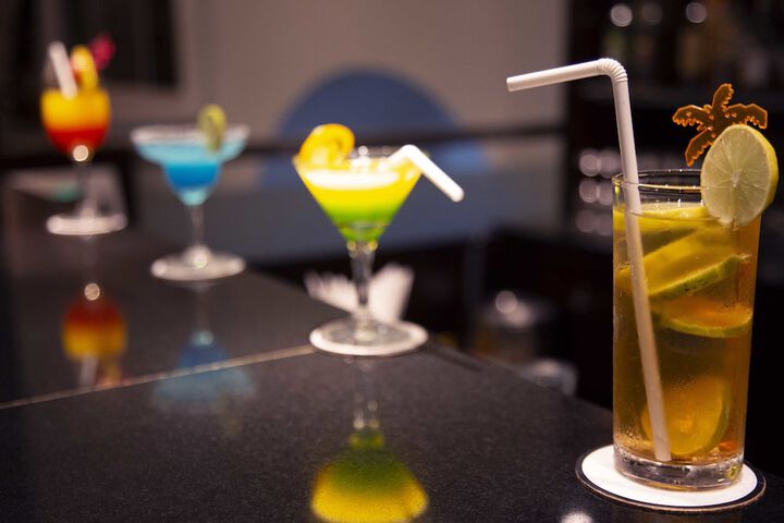 Lounge 183 of 210