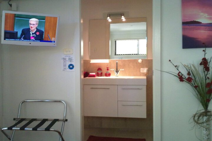 Photo 4