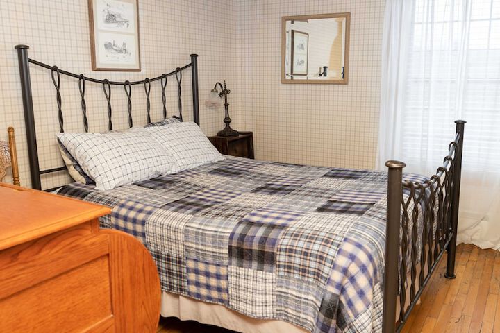 Room 9 of 45