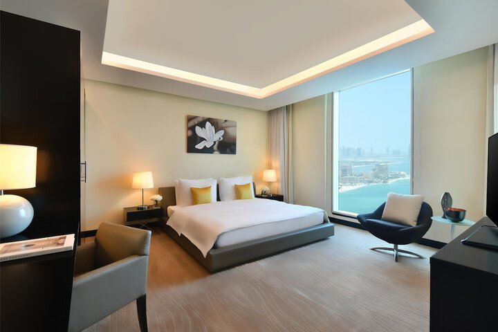 Room 52 of 218