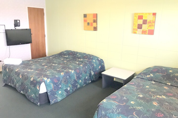 Room 13 of 69