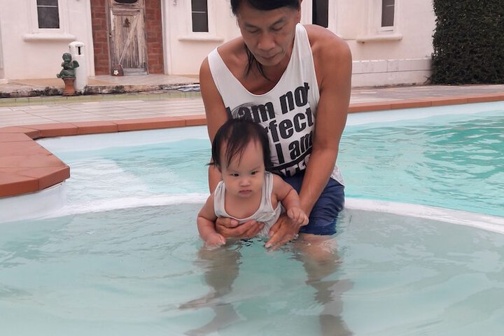Pool 50 of 308