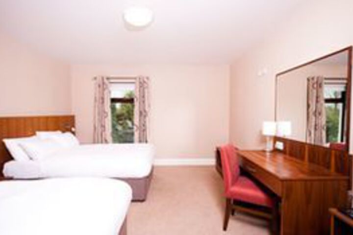Room 12 of 19