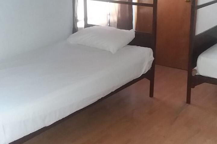 Room 14 of 32